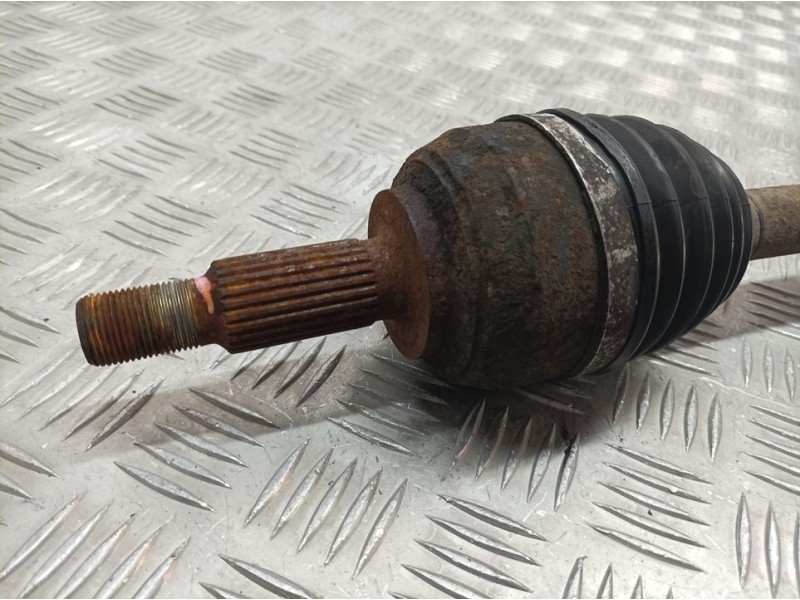 Recambio de transmision delantera izquierda para renault scenic ii authentique referencia OEM IAM 8200623806  