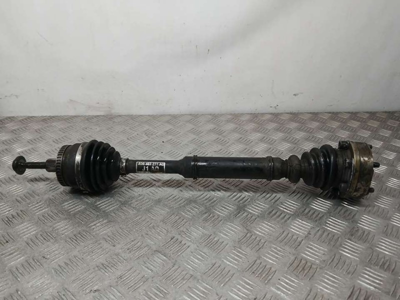 Recambio de transmision delantera izquierda para audi a4 berlina (b5) 1.8 referencia OEM IAM 8D0407271AQ  