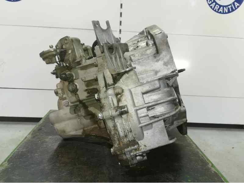 Recambio de caja cambios para renault megane ii berlina 5p dynamique referencia OEM IAM ND0008 A086983 6 VELOCIDADES
