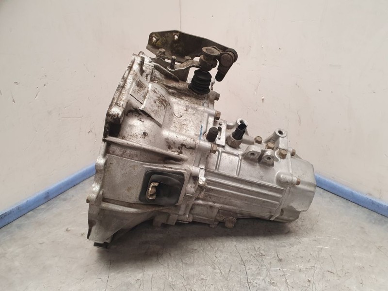 Recambio de caja cambios para hyundai accent (x3) 1.3 ls referencia OEM IAM HV2073 704112 5VELOCIDADES