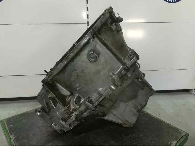 Recambio de caja cambios para renault megane ii berlina 5p dynamique referencia OEM IAM ND0008 A086983 6 VELOCIDADES