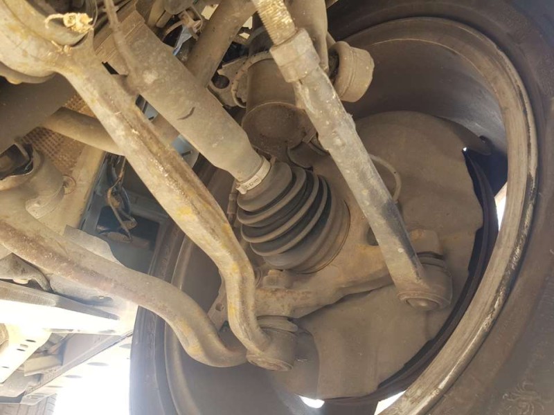 Recambio de mangueta delantera izquierda para land rover range rover (lm) v8 td vogue referencia OEM IAM RUB500151  