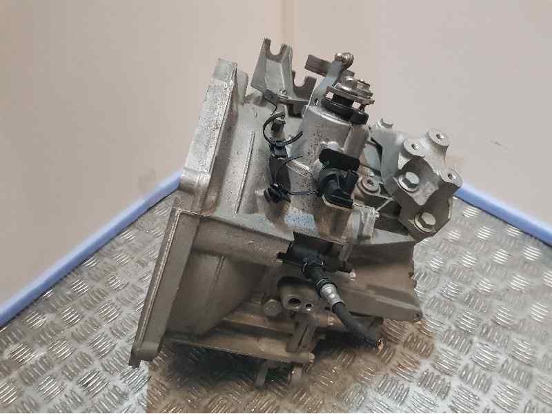 Recambio de caja cambios para opel astra j lim. selective referencia OEM IAM 55569878 406866 6VELOCIDADES