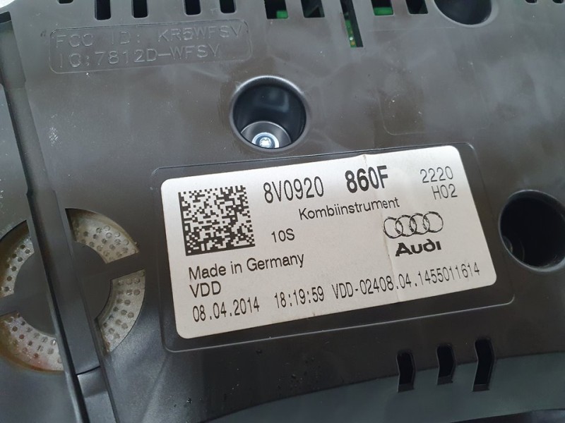 Recambio de cuadro instrumentos para audi a3 sportback (8va) attraction referencia OEM IAM 8V0920860F  