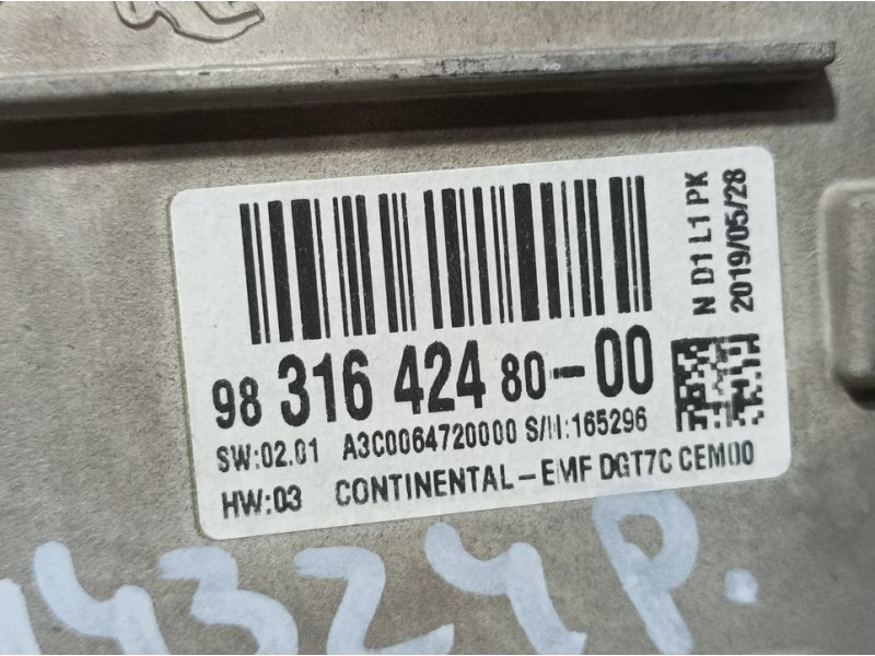 Recambio de sistema navegacion gps para peugeot 2008 (--.2013) signature referencia OEM IAM 9831642480 A3C0064710000 CONTINENTAL