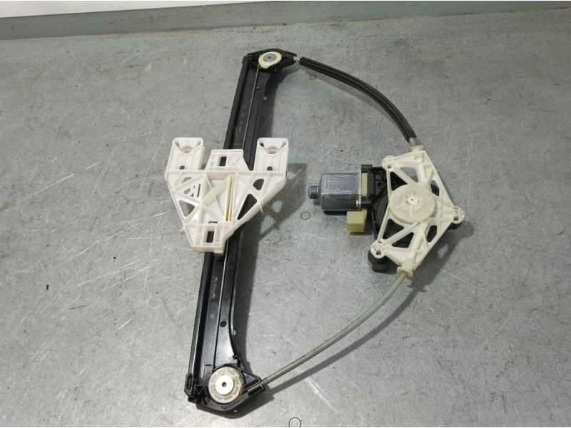 Recambio de elevalunas trasero derecho para audi a3 sportback (8va) attraction referencia OEM IAM 8V4839462  ELECTRICO 2 PINS