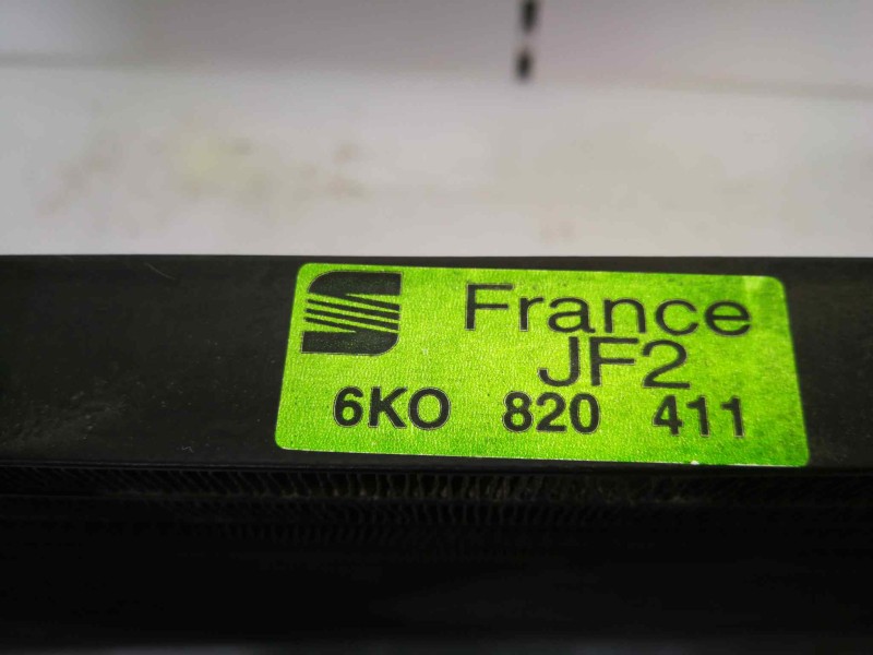 Recambio de condensador / radiador aire acondicionado para seat ibiza (6k1) 1.4 referencia OEM IAM 6KK0820411  
