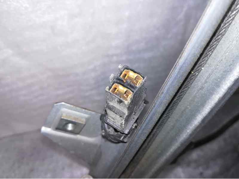 Recambio de elevalunas delantero derecho para audi 100 berlina (c4) básico referencia OEM IAM 4A0959802 2 CLAVIJAS 