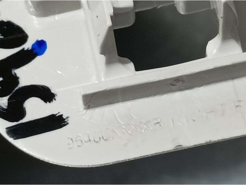 Recambio de parasol derecho para dacia sandero 1.0 tce 90 referencia OEM IAM 964001220R  