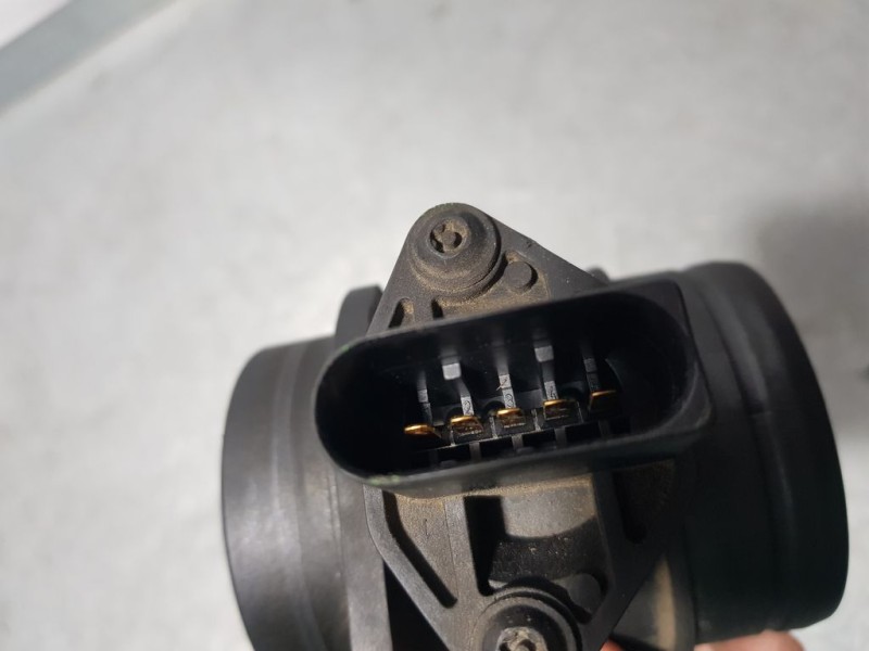 Recambio de caudalimetro para seat ibiza (6j5) reference referencia OEM IAM 038906461B 0281002531 BOSCH