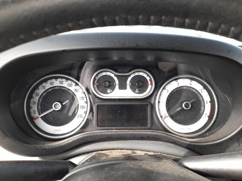Recambio de cuadro instrumentos para fiat 500l (351_, 352_) 1.4 (199lyb1b) referencia OEM IAM 51953194  