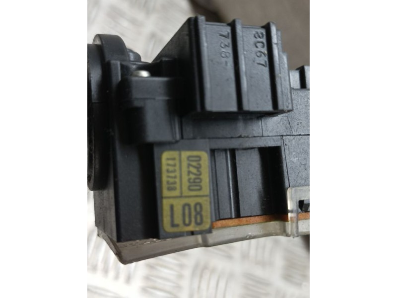 Recambio de mando limpia para toyota corolla (e12) 1.4 d-4d luna compact referencia OEM IAM 02290 173738 