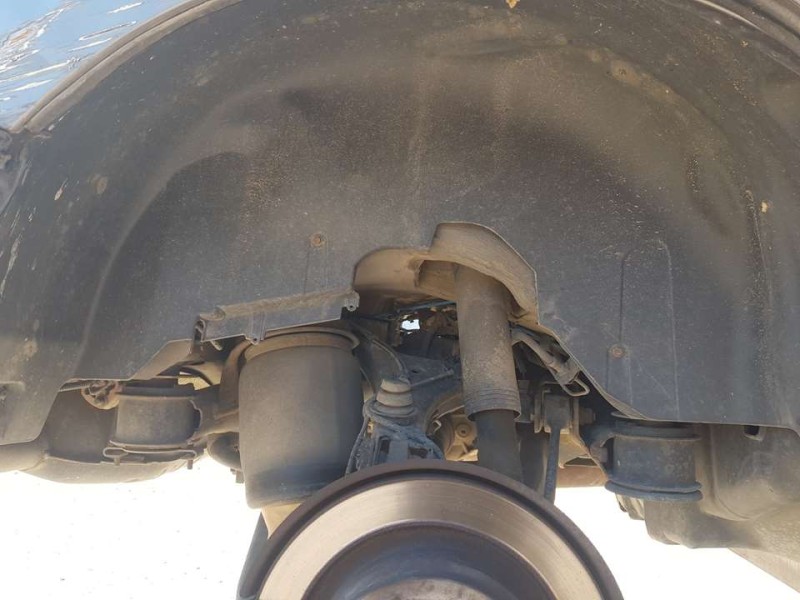 Recambio de plastico pase rueda tras. dch. para land rover range rover (lm) v8 td vogue referencia OEM IAM CLF500460  