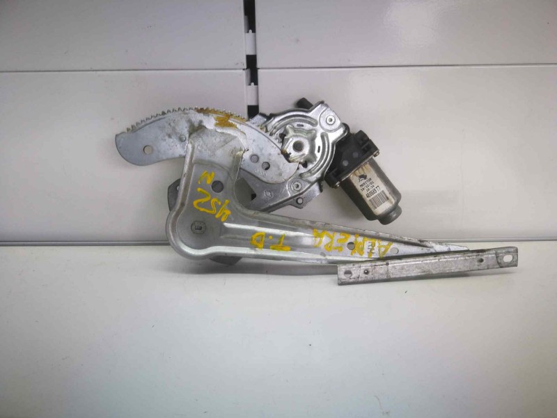 Recambio de elevalunas trasero derecho para nissan almera (n16/e) acenta referencia OEM IAM 400687T7  DOS PINS