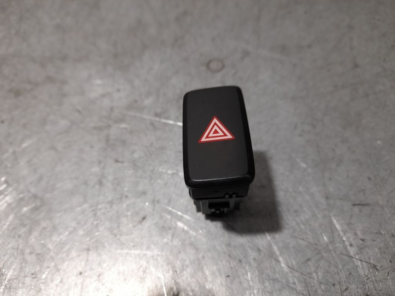 Recambio de warning para kia cee´d attract referencia OEM IAM 93790A2000  