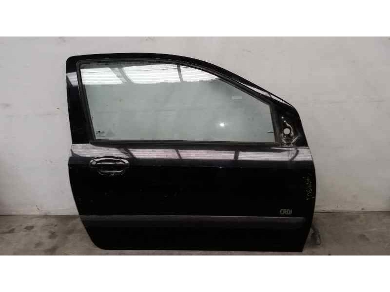 Recambio de puerta delantera derecha para hyundai getz (tb) 1.5 crdi referencia OEM IAM   TOCADA