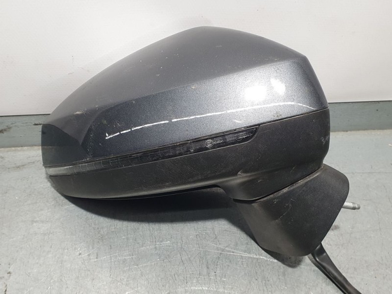 Recambio de retrovisor derecho para audi a3 sportback (8va) attraction referencia OEM IAM 8V1857410F  ELECTRICO 6 CABLES
