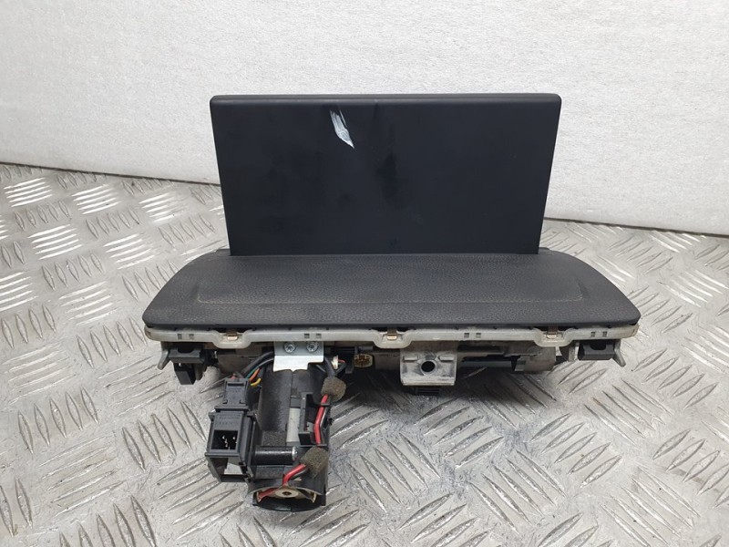 Recambio de sistema navegacion gps para audi a3 sportback (8va) attraction referencia OEM IAM 8V0857273M  