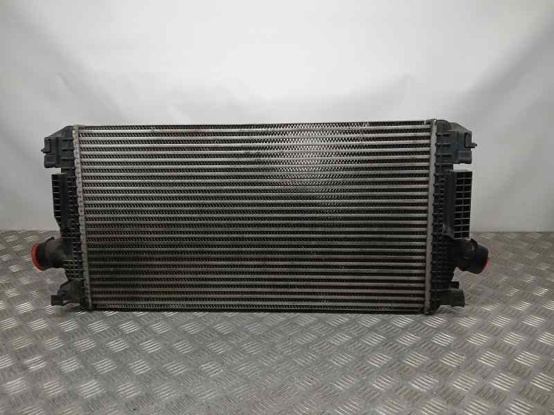 Recambio de intercooler para opel astra j lim. selective referencia OEM IAM 13267647  