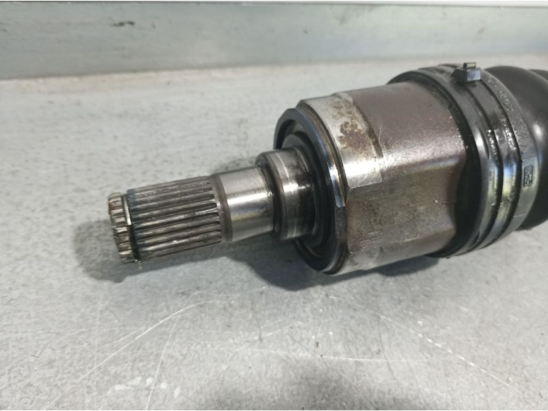 Recambio de transmision delantera izquierda para hyundai i20 classic referencia OEM IAM 49500C8000  