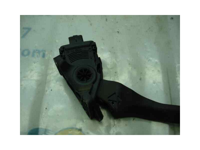 Recambio de potenciometro pedal para peugeot 207 xs referencia OEM IAM   