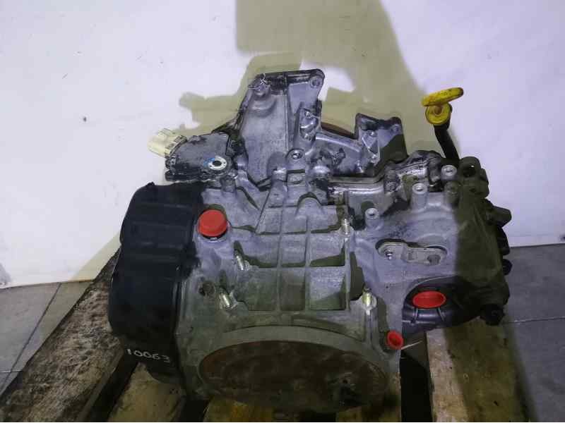 Recambio de caja cambios para ford cougar (mc) v6 3p referencia OEM IAM 8A2103000A PTATXS7PAB AUTOMATICA