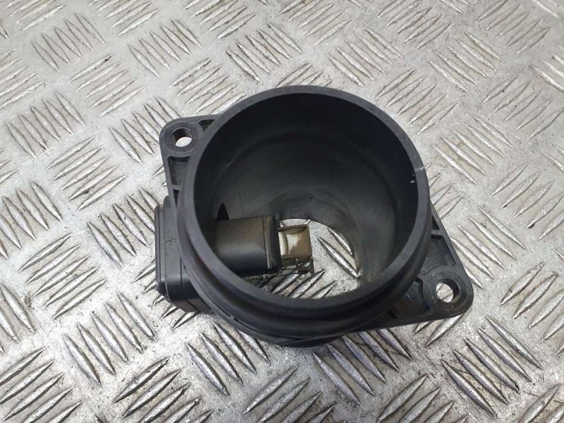 Recambio de caudalimetro para renault trafic combi (ab 4.01) 6 - plazas, acristalado parcial, combi corto referencia OEM IAM 820
