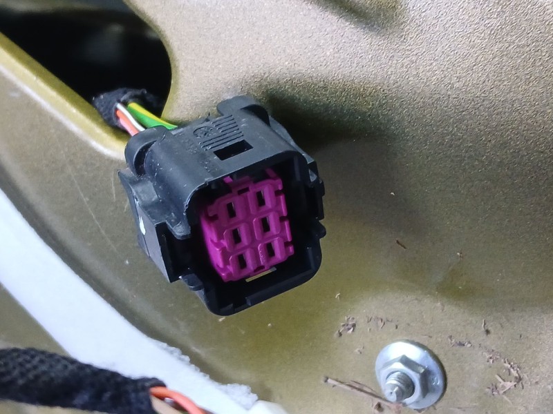 Recambio de elevalunas delantero derecho para jeep avenger (j2) electric referencia OEM IAM 52232931 MONTADO EN PUERTA 