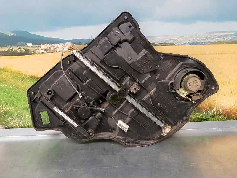 Recambio de elevalunas trasero derecho para mazda 2 berlina (dy) 1.6 sportive (74kw) referencia OEM IAM  2 PINS ELECTRICO