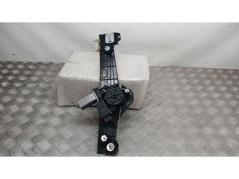 Recambio de elevalunas trasero izquierdo para jeep avenger (j2) electric referencia OEM IAM 52232934 ELECTRICO 6 PINS HILEX 1300