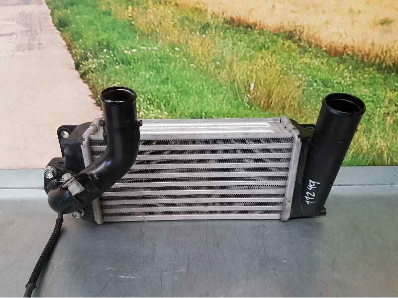 Recambio de intercooler para toyota auris luna+ referencia OEM IAM 0N030 JD1270000692 DENSO