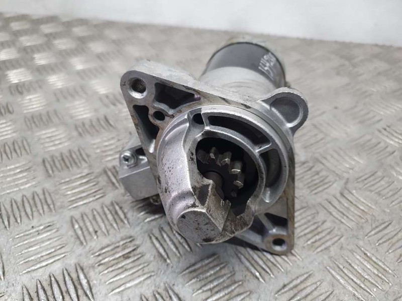 Recambio de motor arranque para renault trafic combi (ab 4.01) 6 - plazas, acristalado parcial, combi corto referencia OEM IAM 8