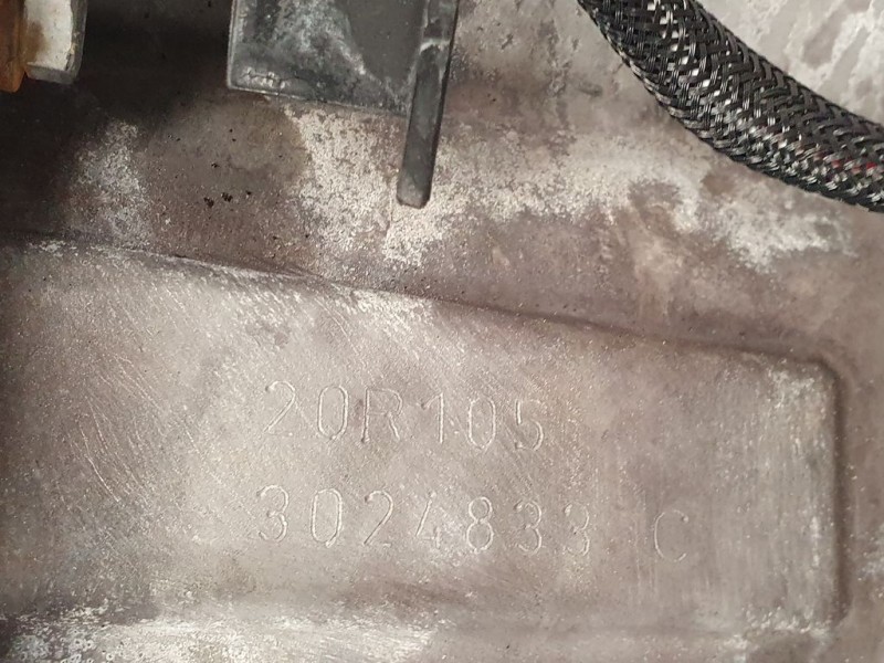 Recambio de caja cambios para opel corsa f edition referencia OEM IAM 20R105 3024833C 6VELOCIDADES