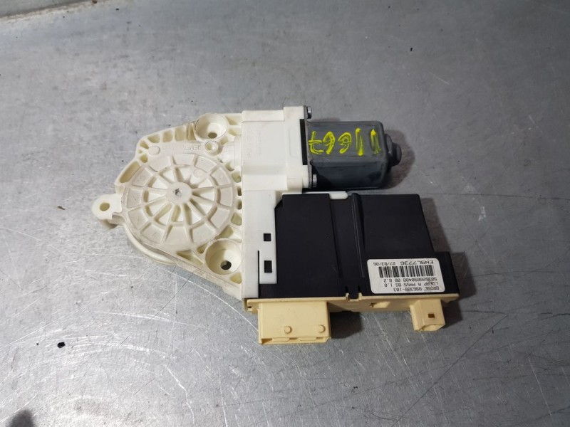 Recambio de motor elevalunas delantero derecho para citroën c4 coupe lx referencia OEM IAM 997831101  BROSE