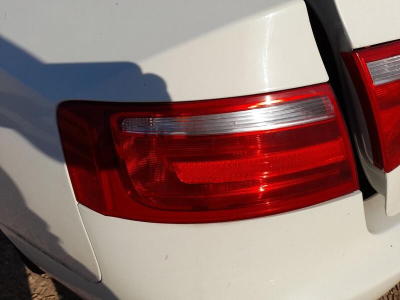 Recambio de piloto trasero izquierdo exterior para audi a5 (8t3) 3.0 tdi quattro referencia OEM IAM 8T0945095  