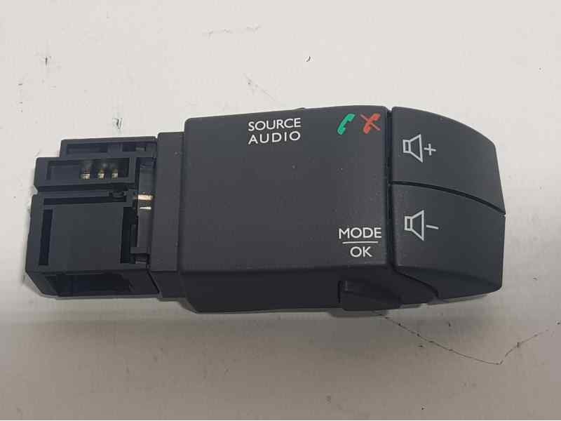 Recambio de mando radio para renault clio iv limited referencia OEM IAM 255522448R 344422023GB 