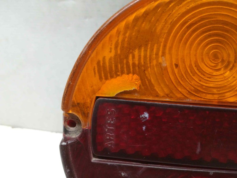 Recambio de piloto trasero izquierdo para seat 850 850n referencia OEM IAM   TOCADO