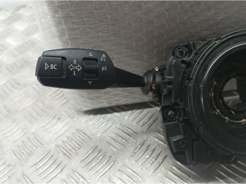 Recambio de mando luces y limpia para bmw serie 3 berlina (e90) 320d referencia OEM IAM 696267003 01418304 