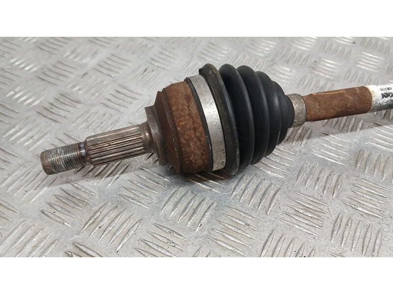 Recambio de transmision delantera izquierda para renault captur zen referencia OEM IAM 391016376R  