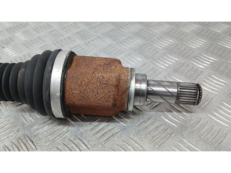 Recambio de transmision delantera izquierda para renault captur zen referencia OEM IAM 391016376R  