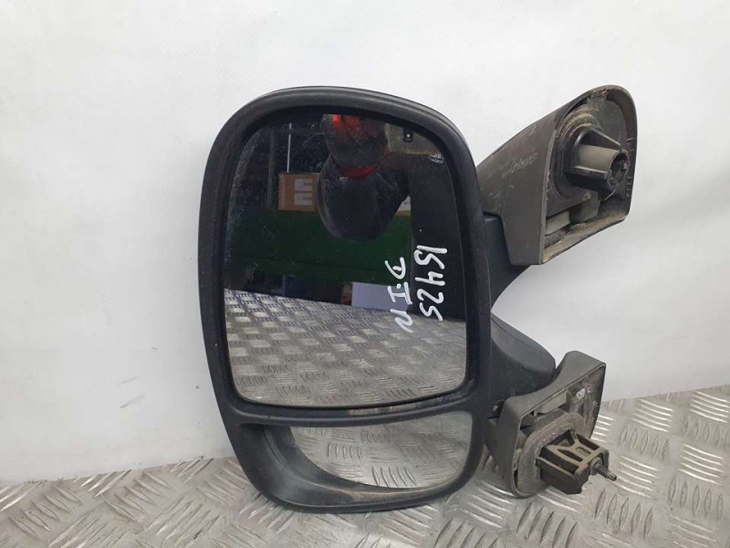 Recambio de retrovisor izquierdo para renault trafic combi (ab 4.01) 6 - plazas, acristalado parcial, combi corto referencia OEM