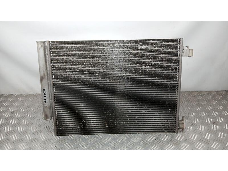 Recambio de condensador / radiador aire acondicionado para dacia lodgy laureate referencia OEM IAM 921006454R VALEO M155718