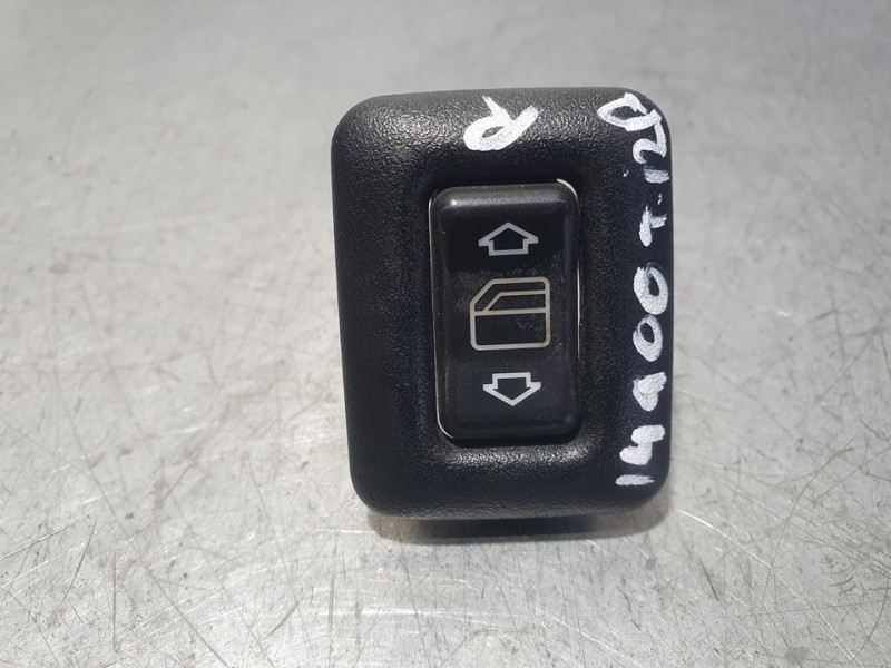 Recambio de mando elevalunas trasero izquierdo para mercedes-benz clase c (w202) berlina 250 diesel (202.125) referencia OEM IAM