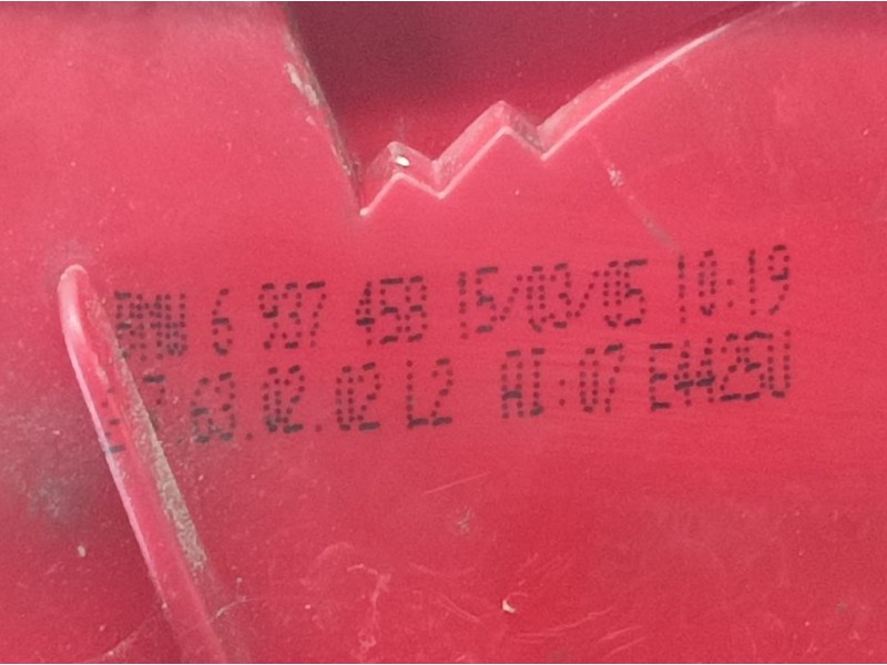 Recambio de piloto trasero derecho para bmw serie 3 berlina (e90) 320d referencia OEM IAM 6937458  EXTERIOR