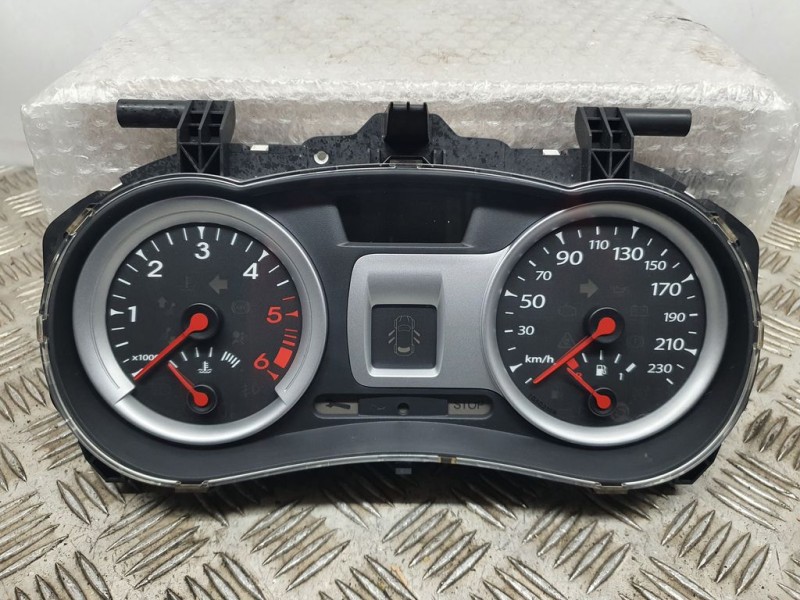 Recambio de cuadro instrumentos para renault clio iii dynamique referencia OEM IAM 8200821001C 7AGD003455 
