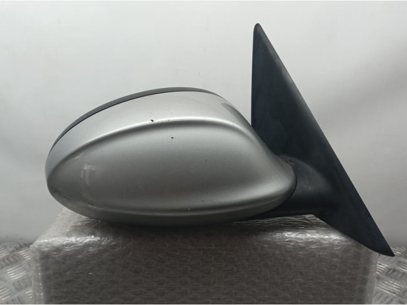 Recambio de retrovisor derecho para bmw serie 3 berlina (e90) 320d referencia OEM IAM 51167189946  ELECTRICO 5 PINS