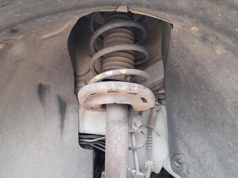 Recambio de amortiguador delantero izquierdo para citroën c-elysee (dd_) 1.6 hdi 92 referencia OEM IAM 9819219180  