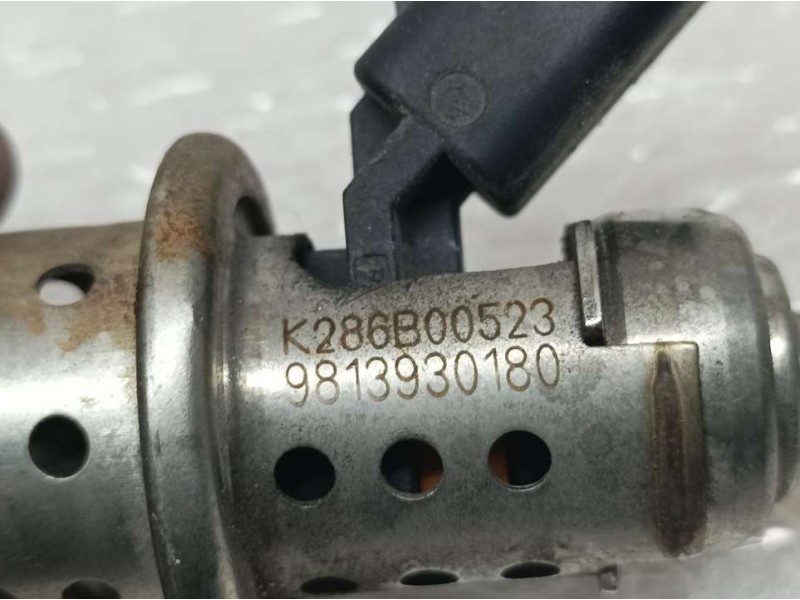 Recambio de inyector adblue para peugeot 308 active bussines referencia OEM IAM 9813930180  