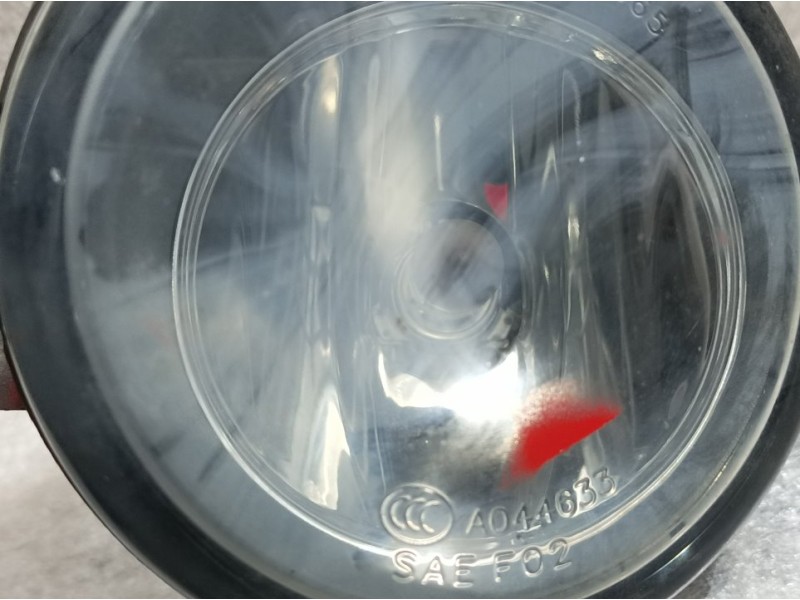 Recambio de faro antiniebla izquierdo para renault clio iii dynamique referencia OEM IAM 8200002469 89201772 VALEO MANCHADO PINT