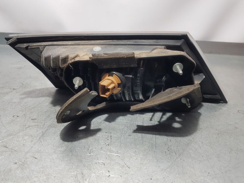 Recambio de piloto trasero derecho para honda civic berlina 5 (fk) 1.8 sport referencia OEM IAM   INTERIOR